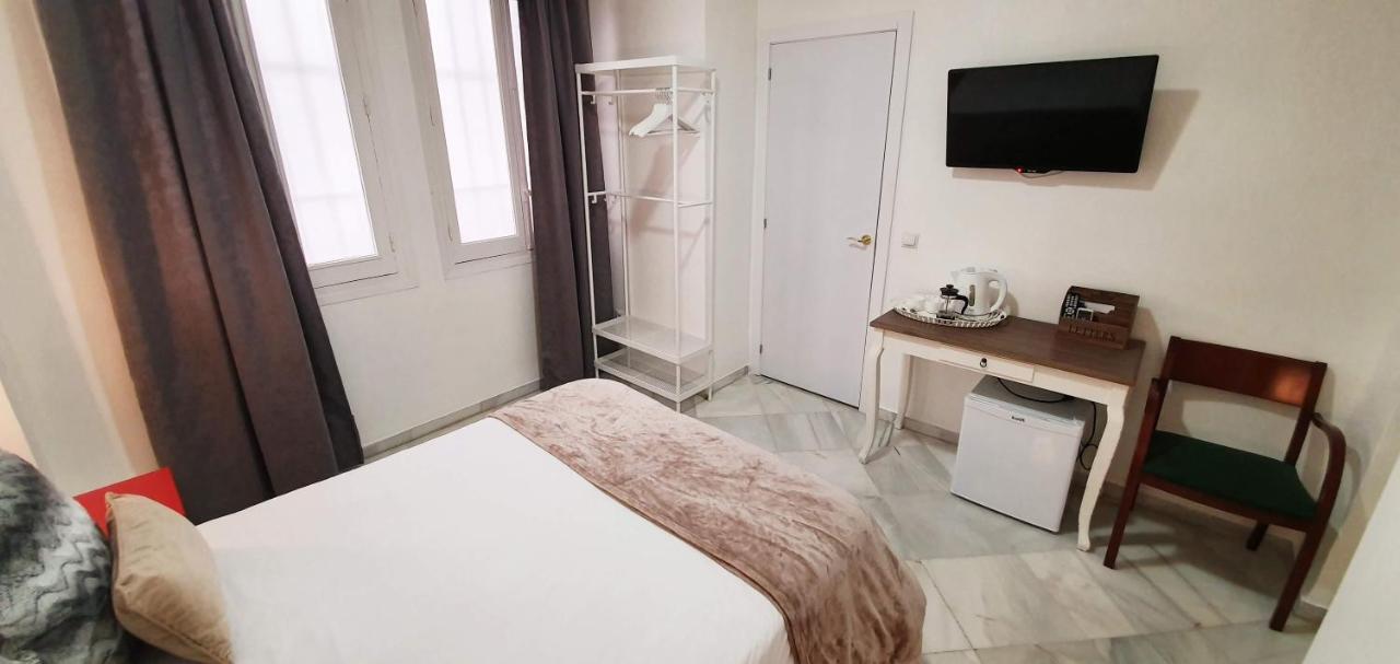 Fan Rooms Duquesa Малага Экстерьер фото